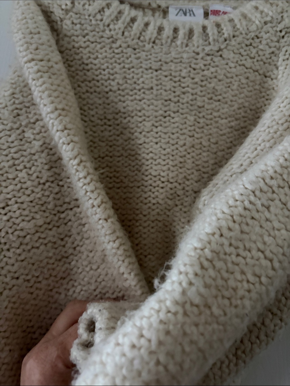 Zara sweater - Picture 3 of 3